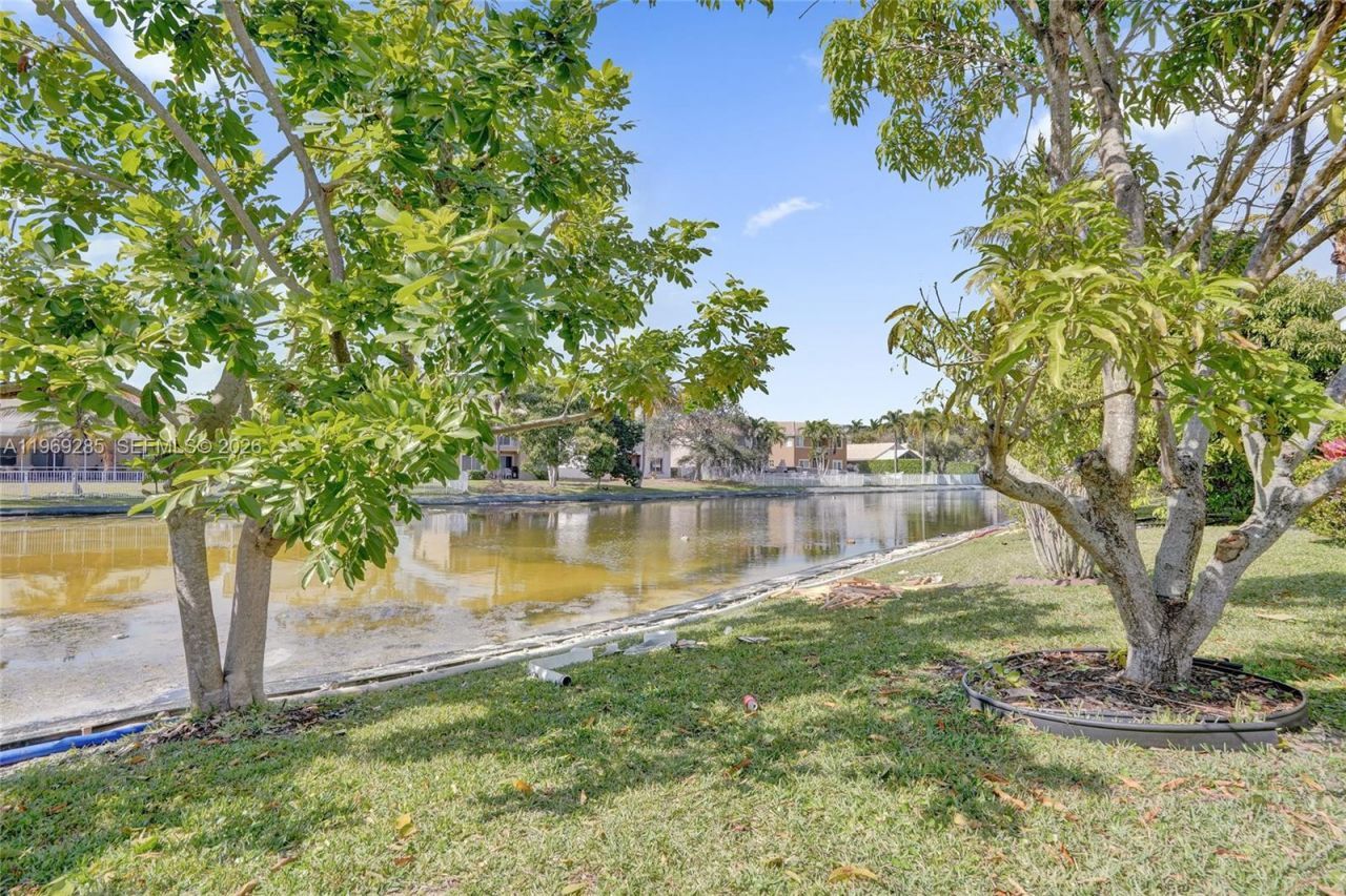 4072 NW 62nd Ct , Coconut Creek, FL 33073 Photo