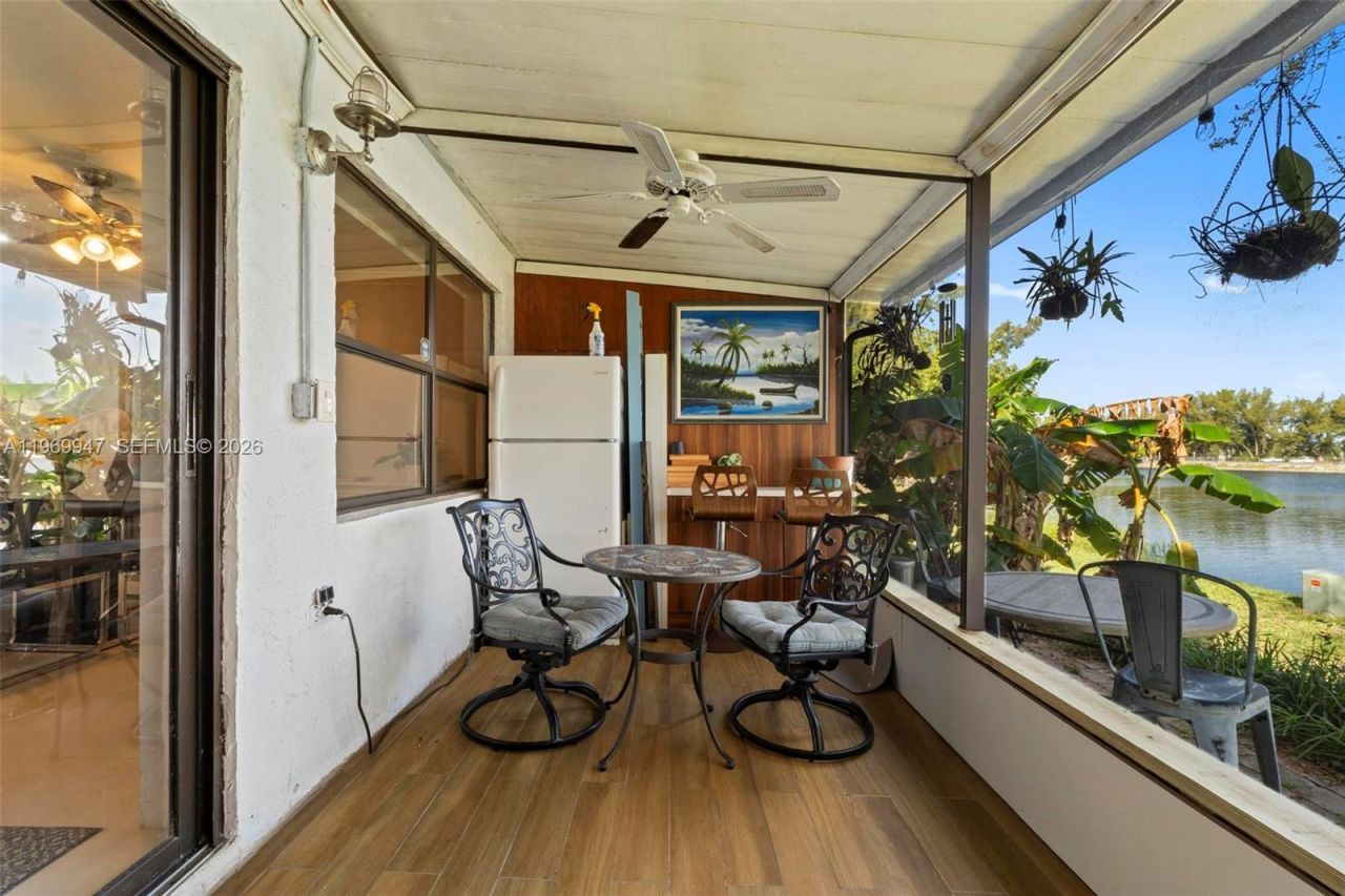 3370 Beau Rivage Dr , Unit B8, Pompano Beach, FL 33064 Photo