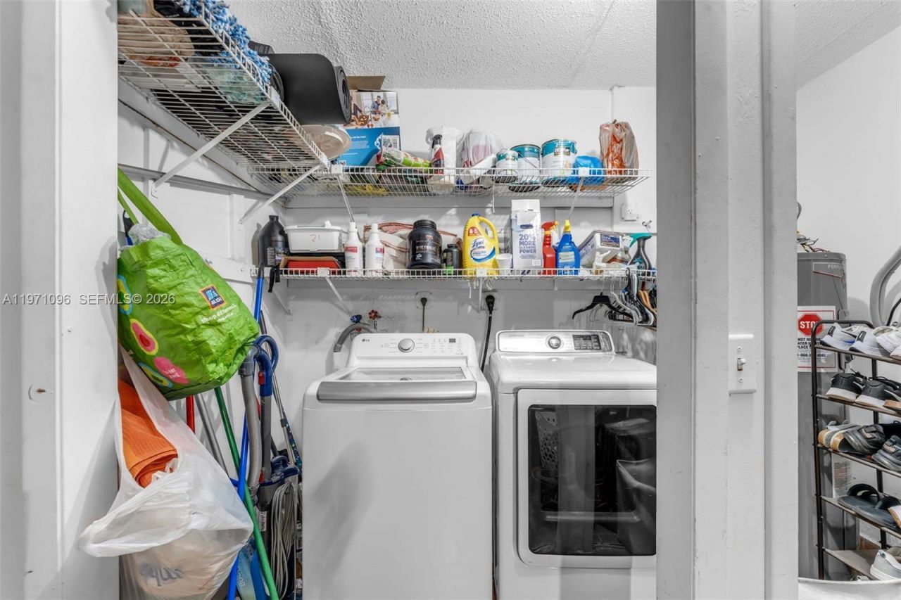 15109 SW 71st Ln, Miami, FL 33193 Photo