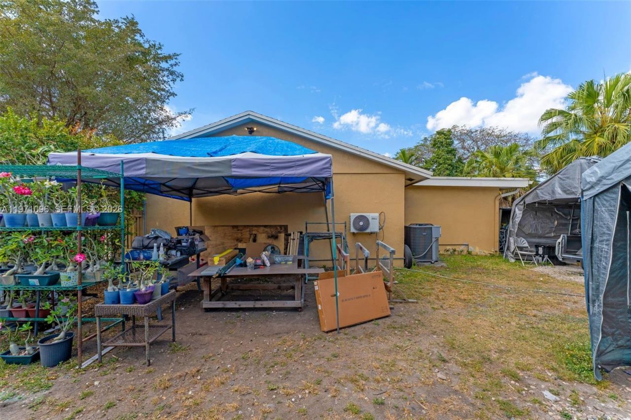 15109 SW 71st Ln, Miami, FL 33193 Photo