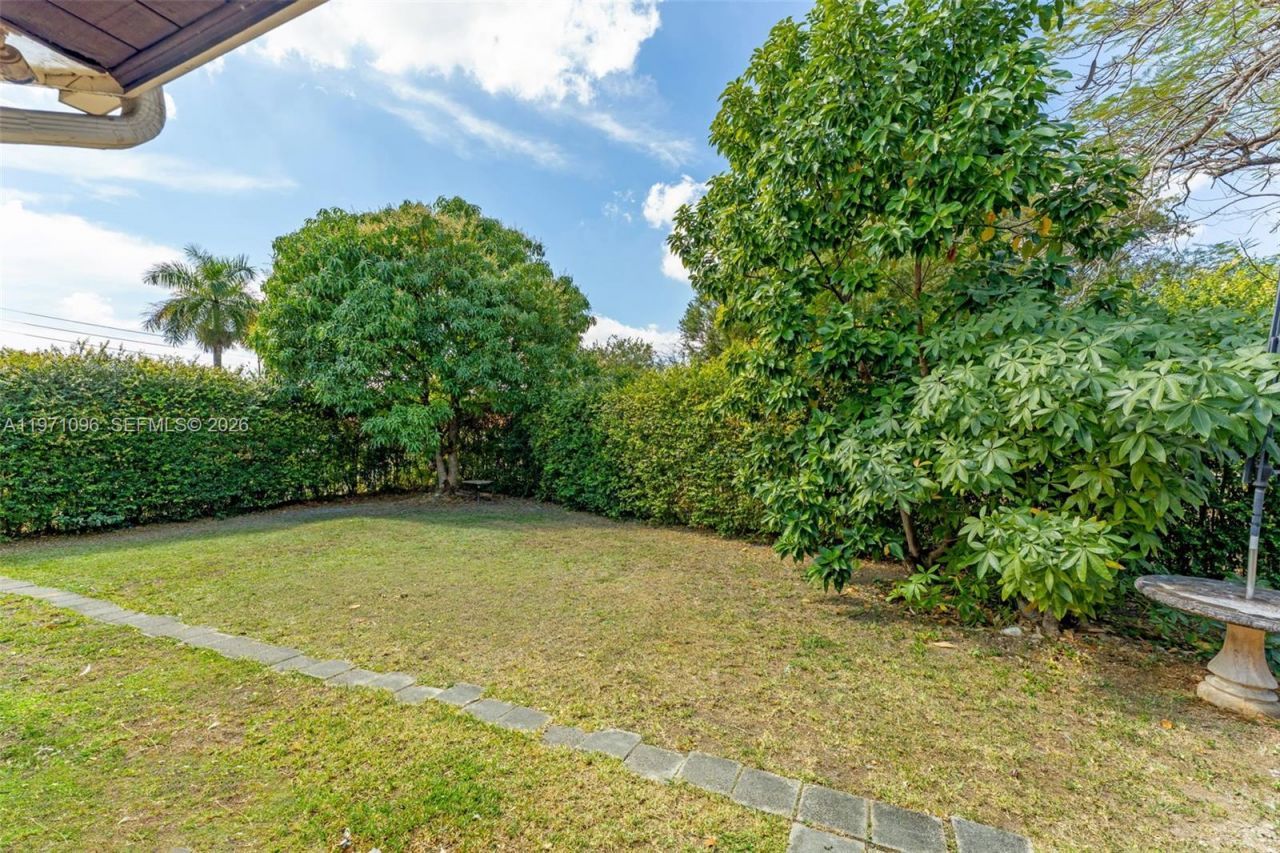 15109 SW 71st Ln, Miami, FL 33193 Photo