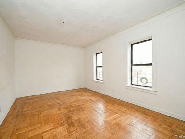 83-44 Lefferts Boulevard, Unit 3C, Kew Gardens, NY 11415