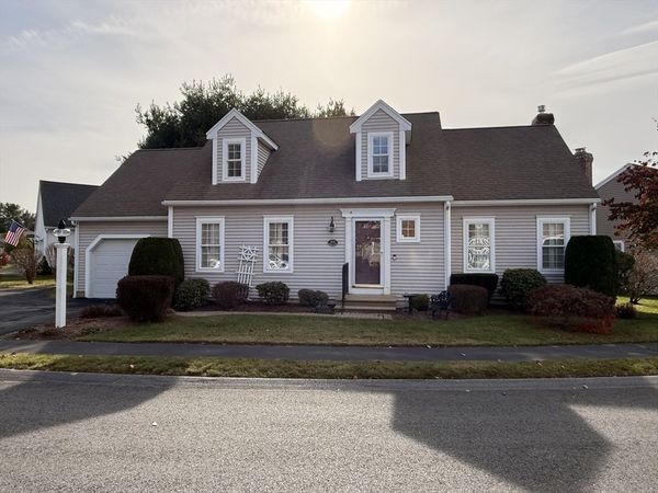 19 Intervale Farm Ln, Unit 19, Northborough, MA 01532