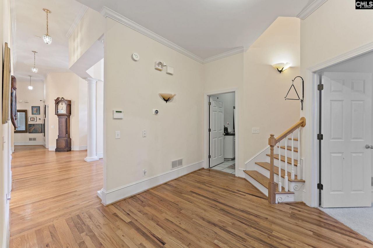 516 Harbour Place Court  Photo 14