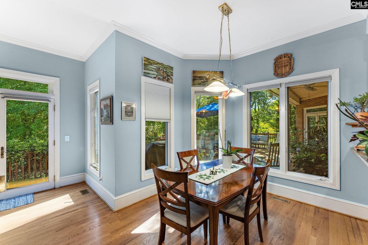 516 Harbour Place Court  Photo 32