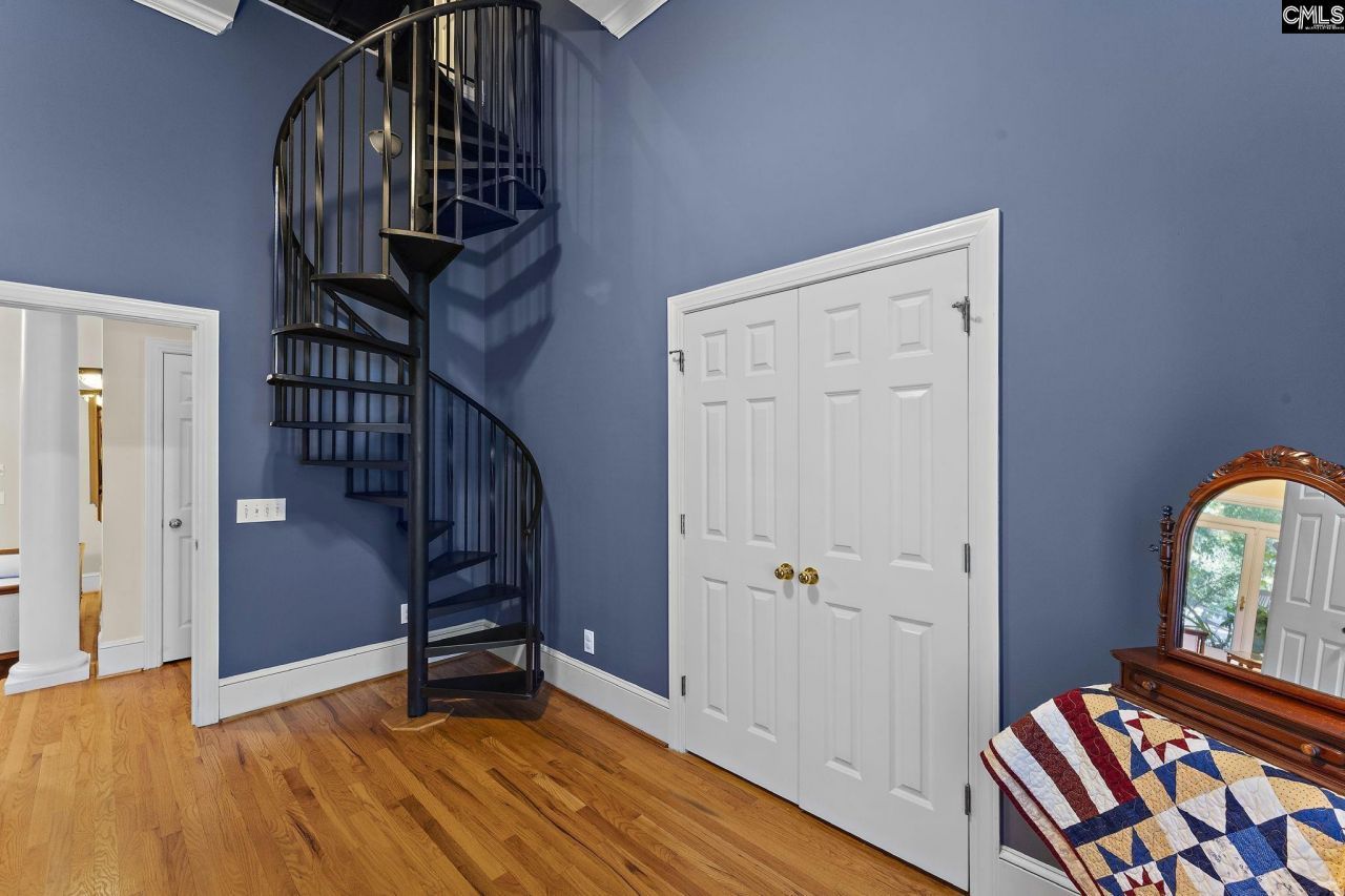 516 Harbour Place Court  Photo 35