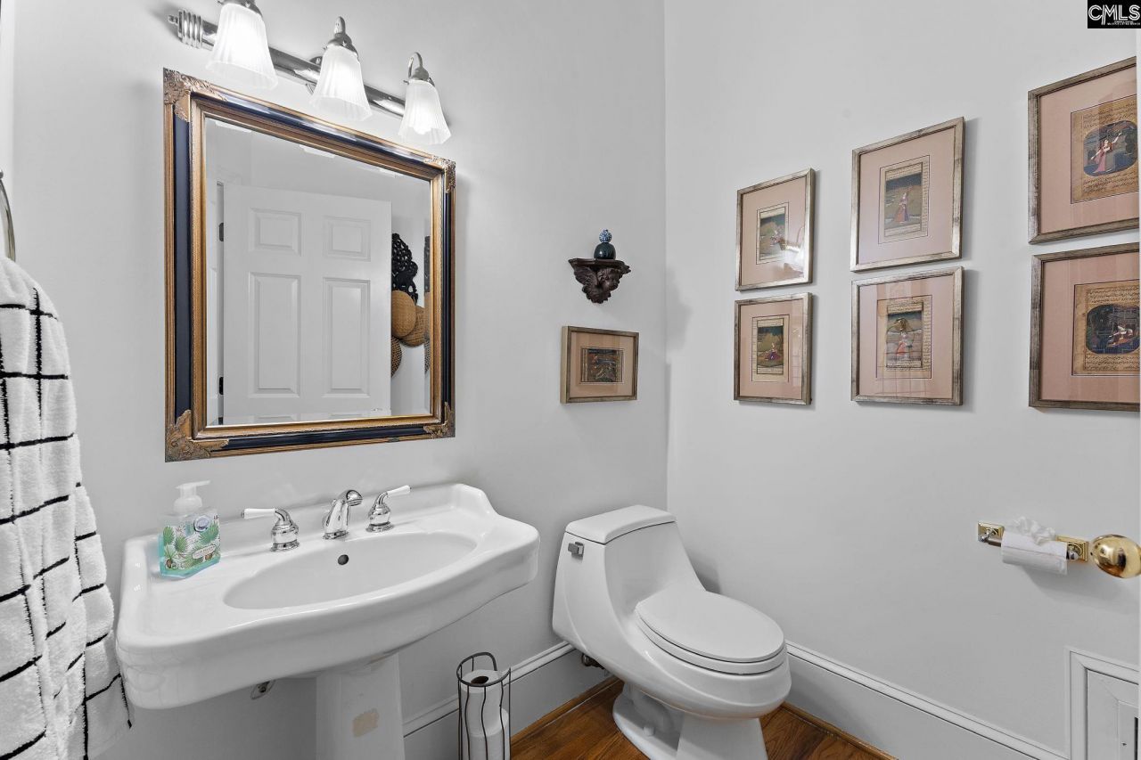 516 Harbour Place Court  Photo 36