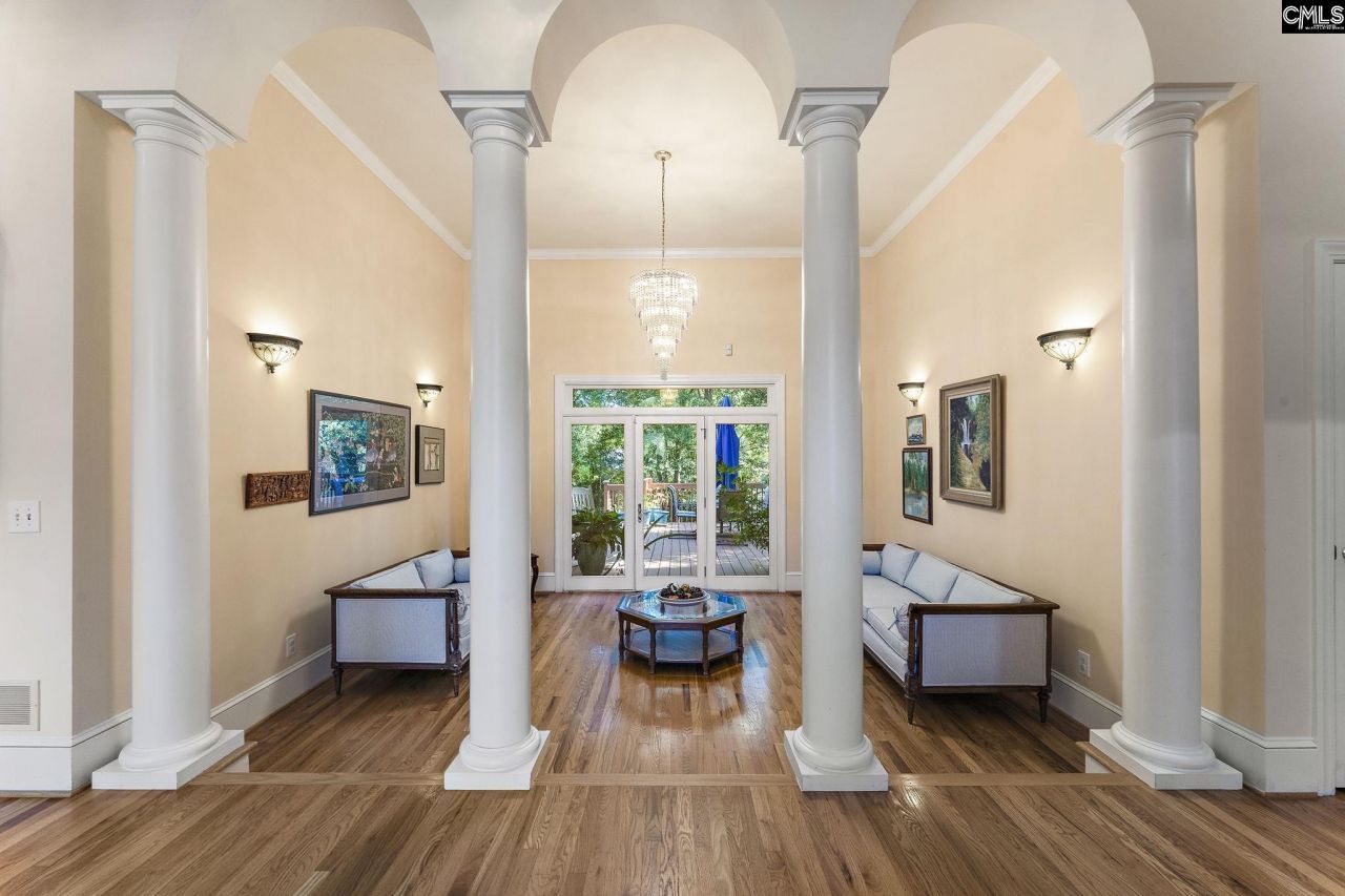 516 Harbour Place Court  Photo 8