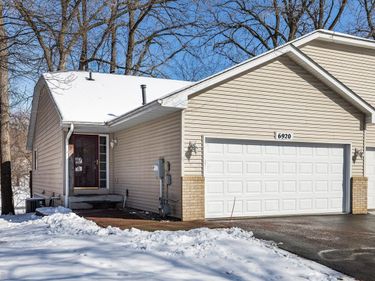 6920 42nd Avenue N, Crystal, MN 55427