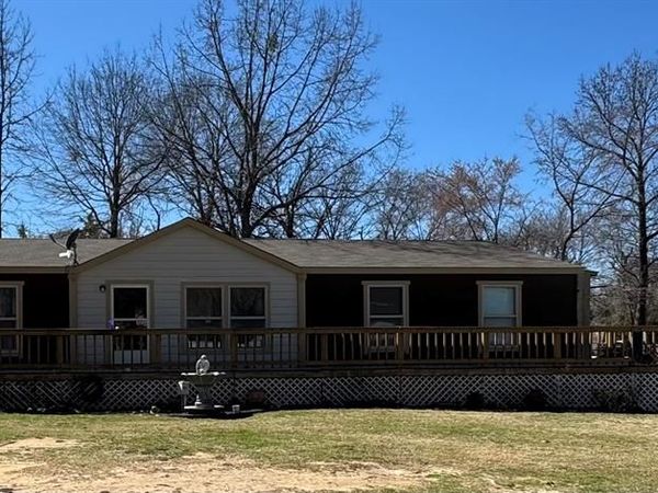 935 Indian Gap, Quitman, TX 75783