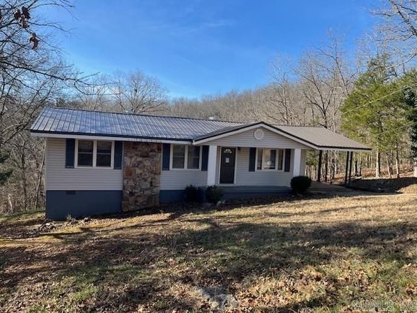 49 Banho Circle, Cherokee Village, AR 72529