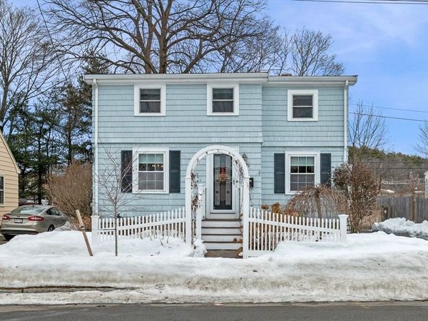 46 Stetson Avenue, Swampscott, MA 01907