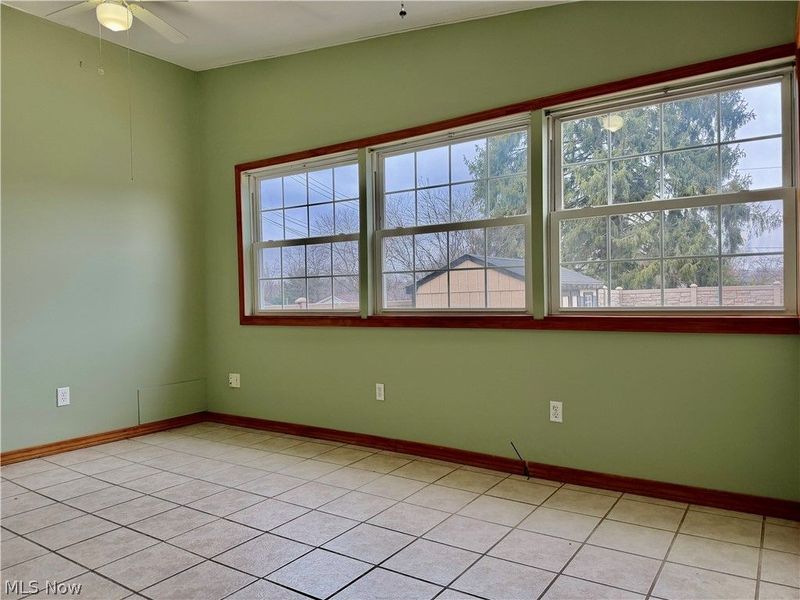 3945 Mill Drive, Zanesville, OH 43701 Photo 5