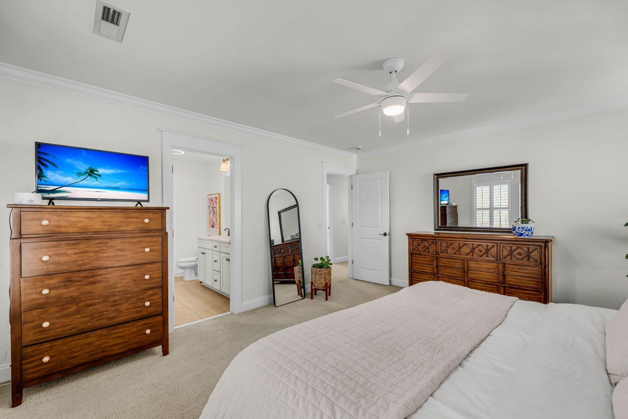 331 Megans Bay Lane Photo 12