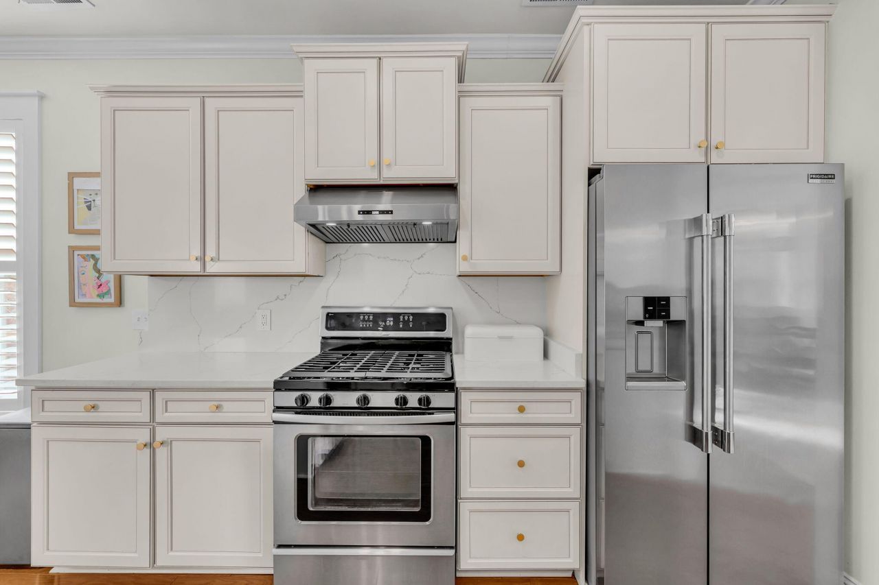 331 Megans Bay Lane Photo 6