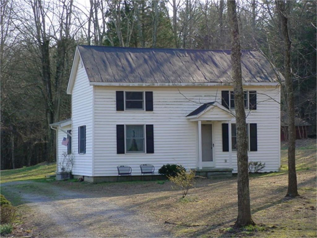 253 Sparks Rd, Columbia, KY 42728 Main Photo