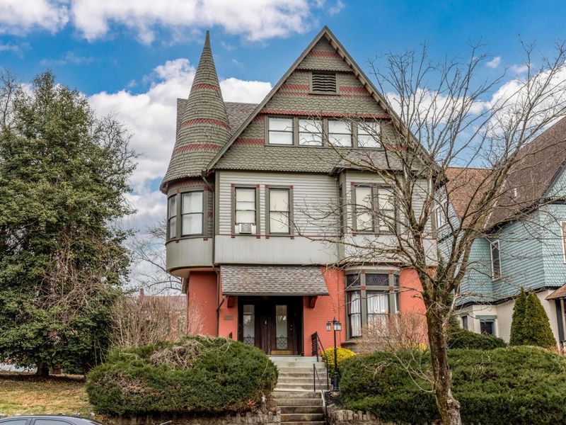 634 Greenup Street, Covington, KY 41011 Photo 1