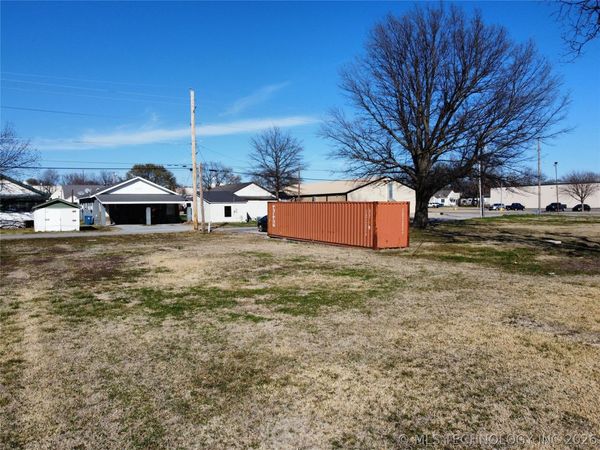 515 E Wyandotte, McAlester, OK 74501