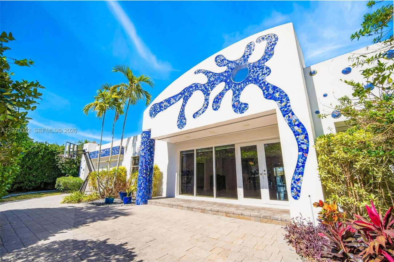 2091 NE 191st Dr , North Miami Beach, FL 33179 Photo