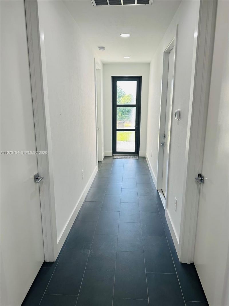 834/836 Motel St E , Lehigh Acres, FL 33974 Photo