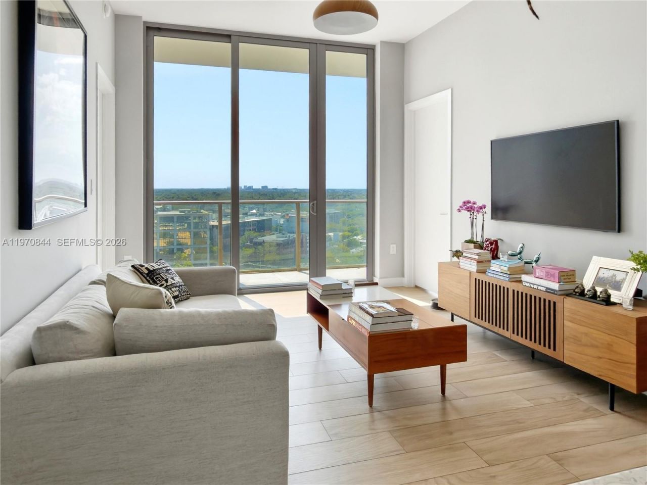 2678 Tigertail , Unit 1603, Miami, FL 33133 Photo