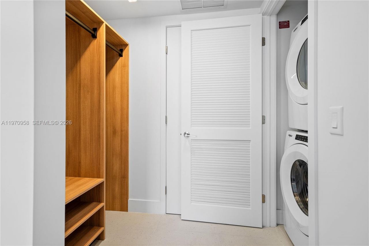 159 NE 6th St , Unit 2707, Miami, FL 33132 Photo