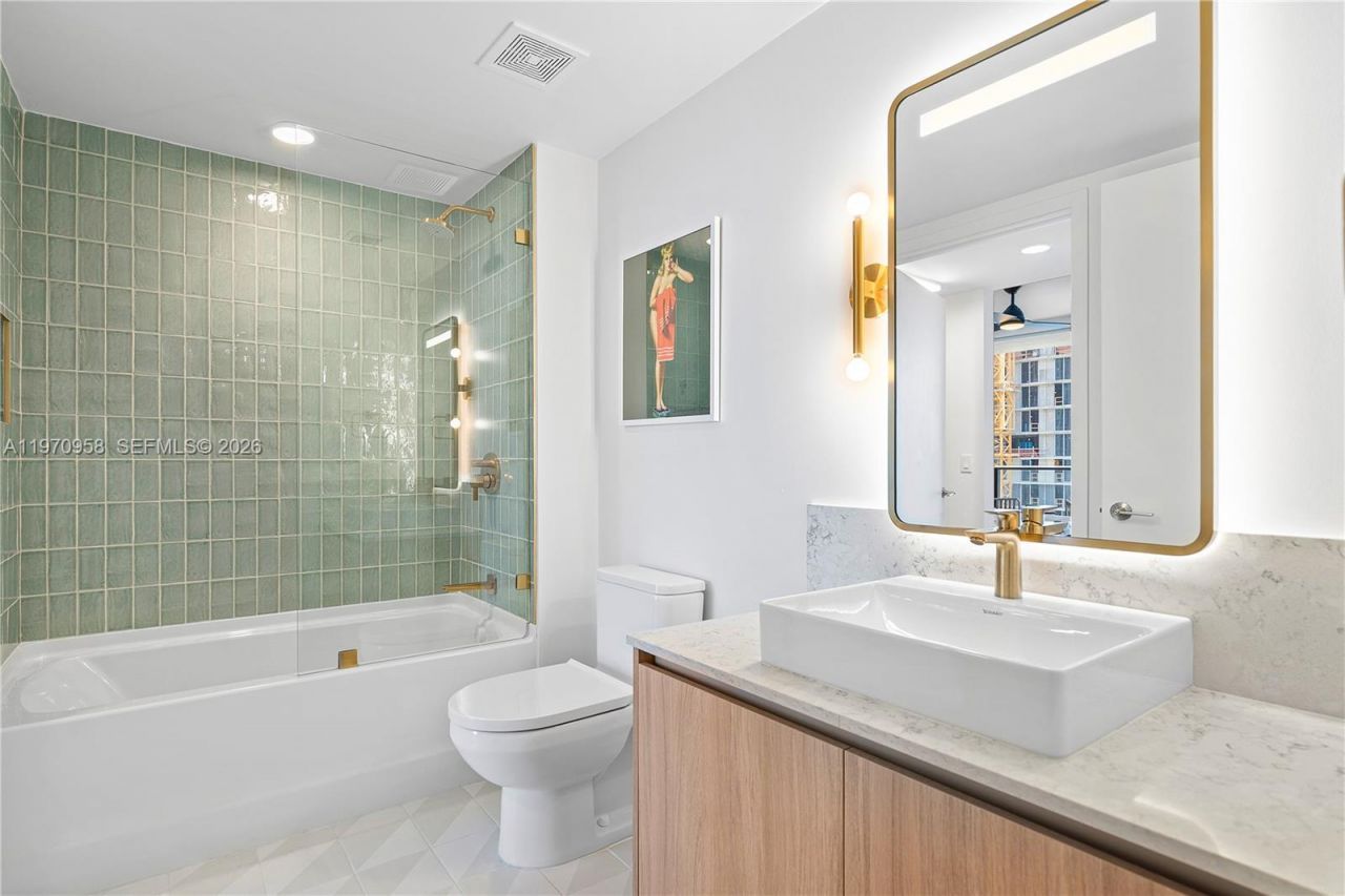 159 NE 6th St , Unit 2707, Miami, FL 33132 Photo