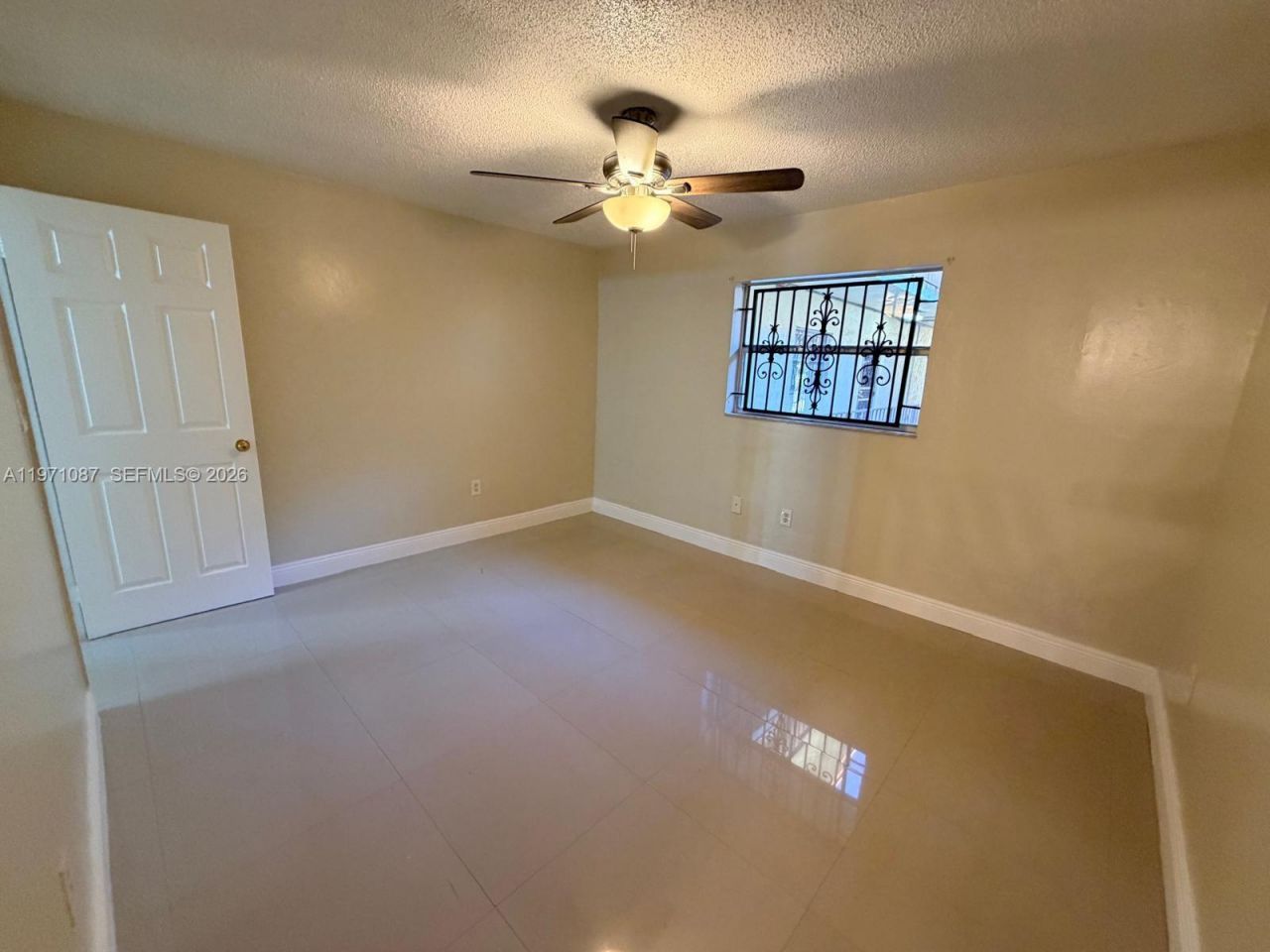 11925 NE 2nd Ave , Unit B310, North Miami, FL 33161 Photo