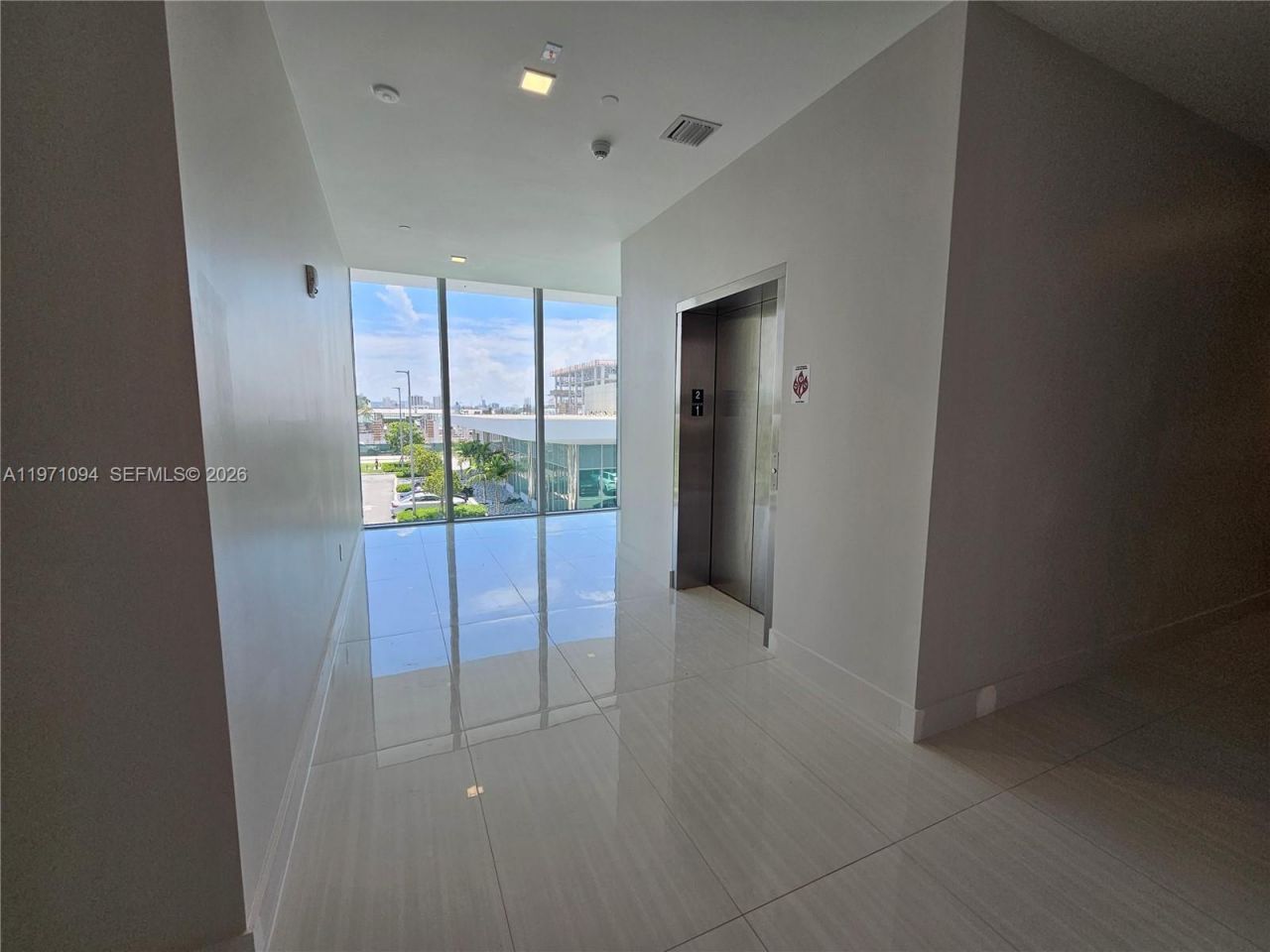 1006 E Hallandale Beach Blvd, Unit 4-205, Hallandale Beach, FL 33009 Photo
