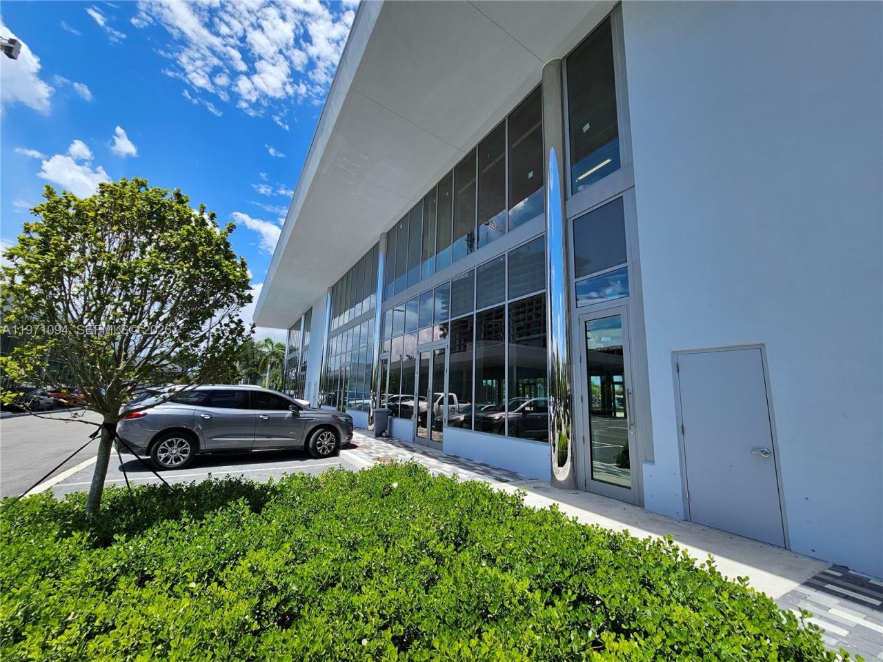 1006 E Hallandale Beach Blvd, Unit 4-205, Hallandale Beach, FL 33009 Photo