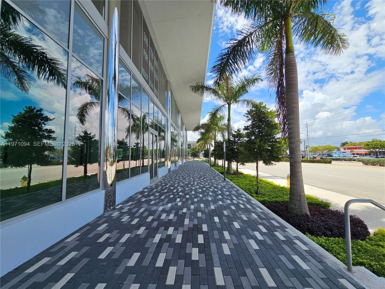 1006 E Hallandale Beach Blvd, Unit 4-205, Hallandale Beach, FL 33009 Photo
