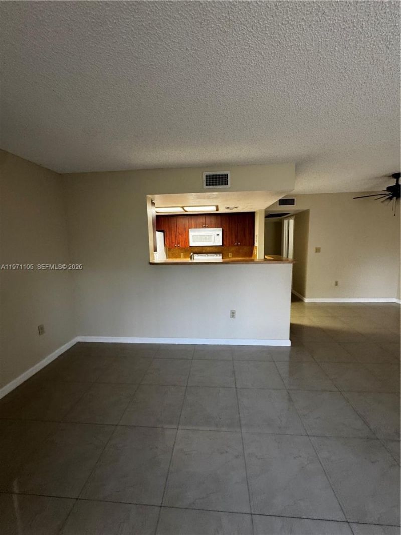 3220 Coral Lake Dr, Unit 3220, Coral Springs, FL 33065 Photo