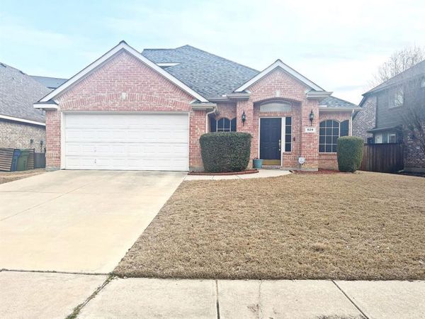 529 Continental Drive, Lewisville, TX 75067