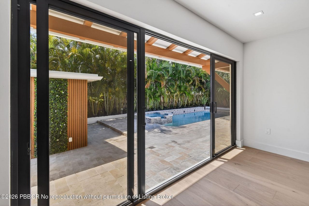 326 Palmetto Street, West Palm Beach, FL 33405 Photo