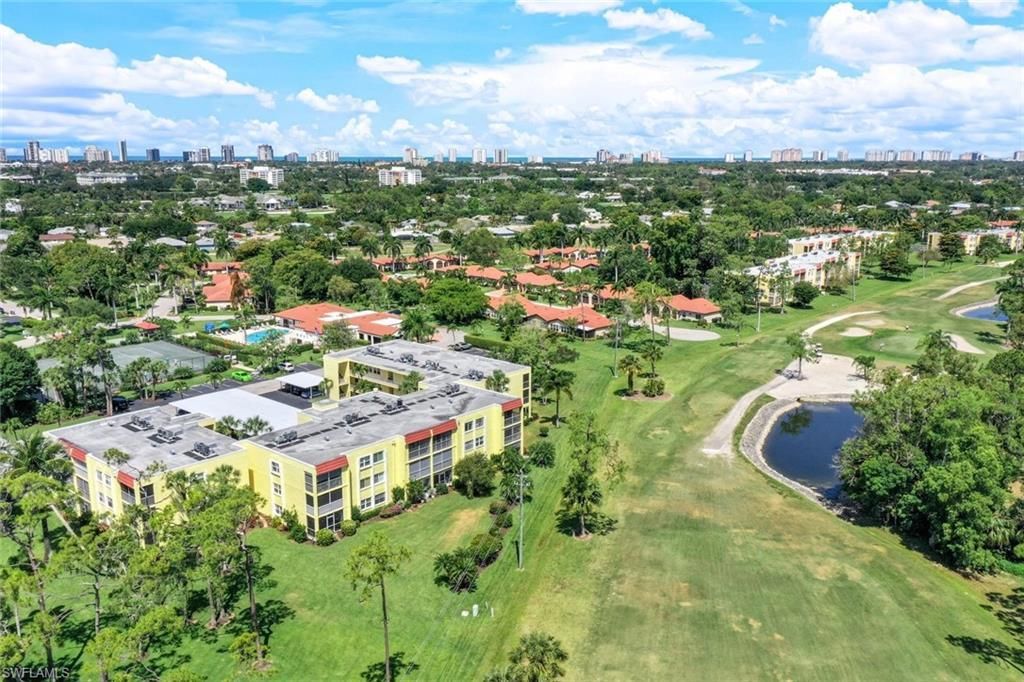 1057 Forest Lakes Dr, Unit 209, Naples, FL 34105 Photo