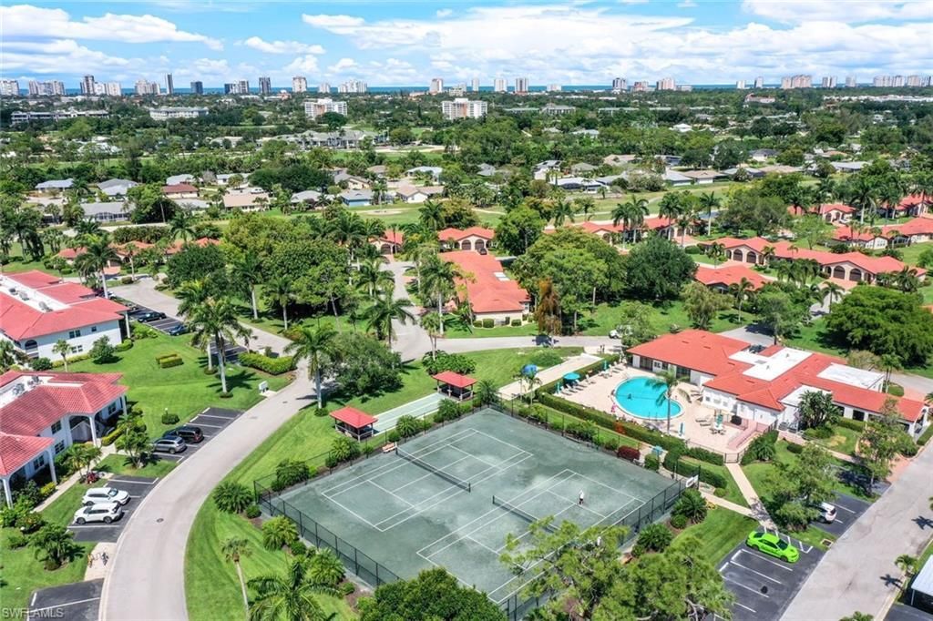 1057 Forest Lakes Dr, Unit 209, Naples, FL 34105 Photo
