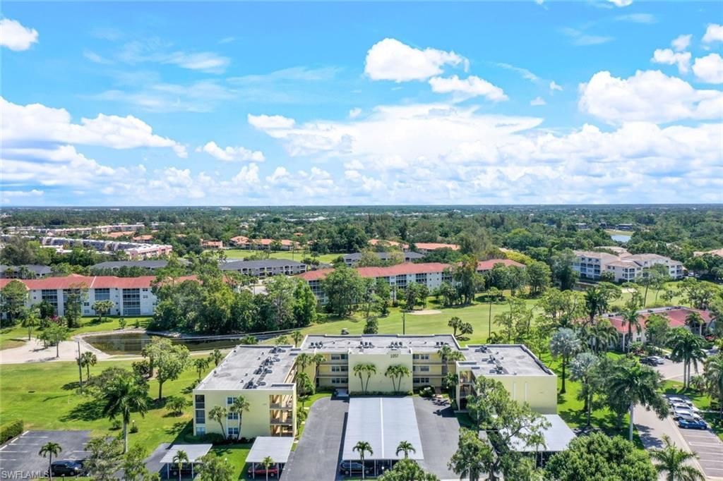 1057 Forest Lakes Dr, Unit 209, Naples, FL 34105 Photo
