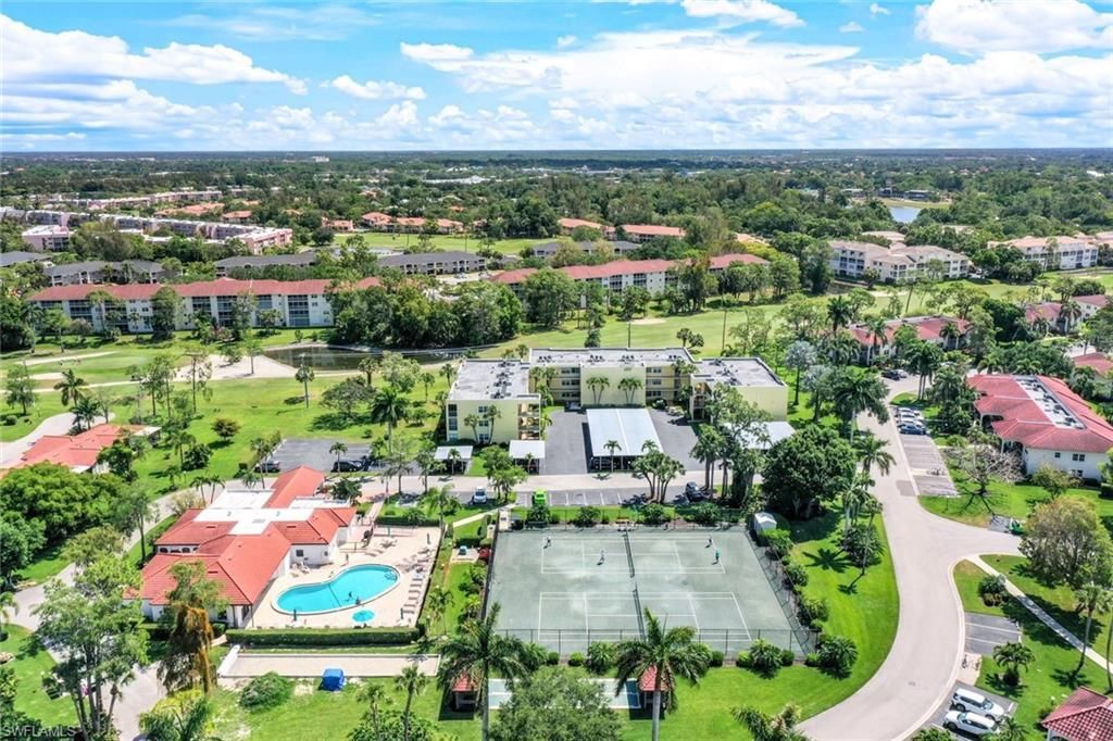1057 Forest Lakes Dr, Unit 209, Naples, FL 34105 Photo