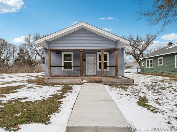 708 S Miami Avenue , Okmulgee, OK 74447