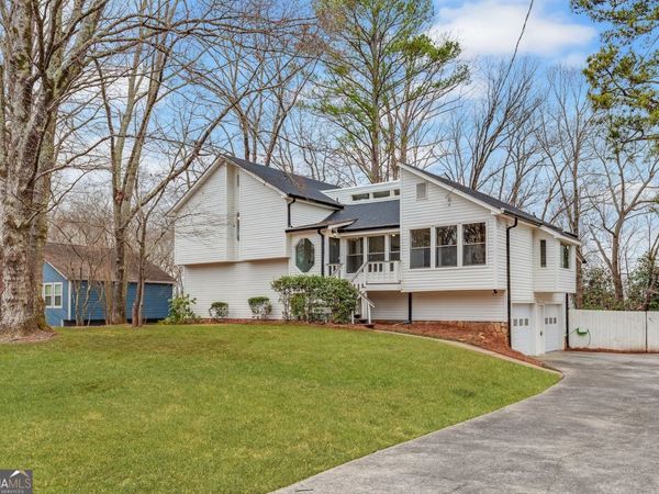 177 W Putnam Ferry Road W, Woodstock, GA 30189