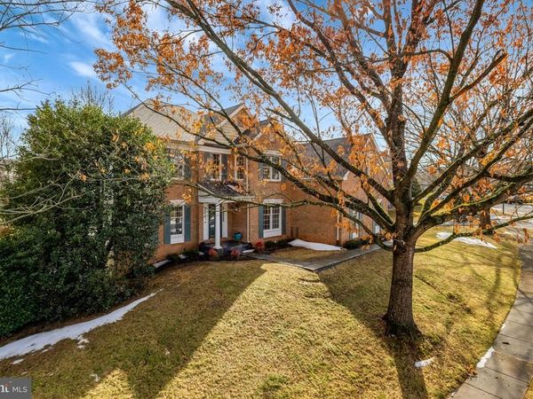 1295 GATESMEADOW WAY, RESTON, VA 20194