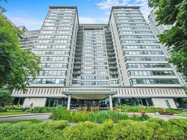 3430 N Lake Shore Drive, Unit 12J, Chicago, IL 60657