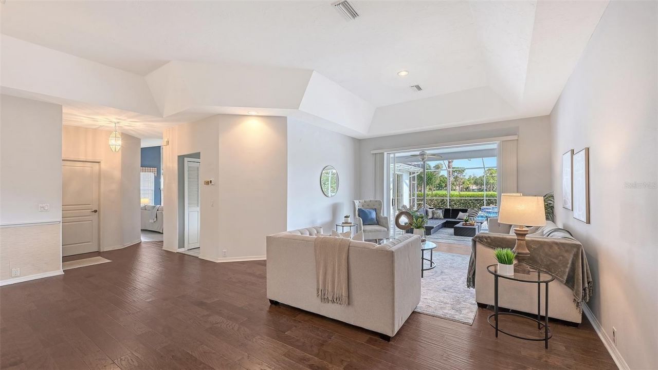 5515 Downham Meadows, Sarasota, FL 34235 Photo