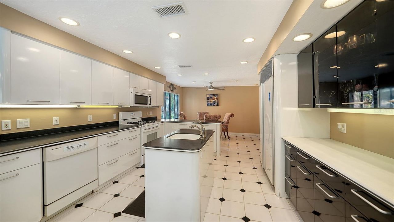 3131 Bayou Sound, Longboat Key, FL 34228 Photo