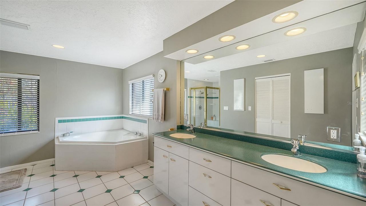 3131 Bayou Sound, Longboat Key, FL 34228 Photo