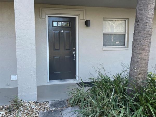 918 LA COSTA CIRCLE, Unit 3, SARASOTA, FL 34237