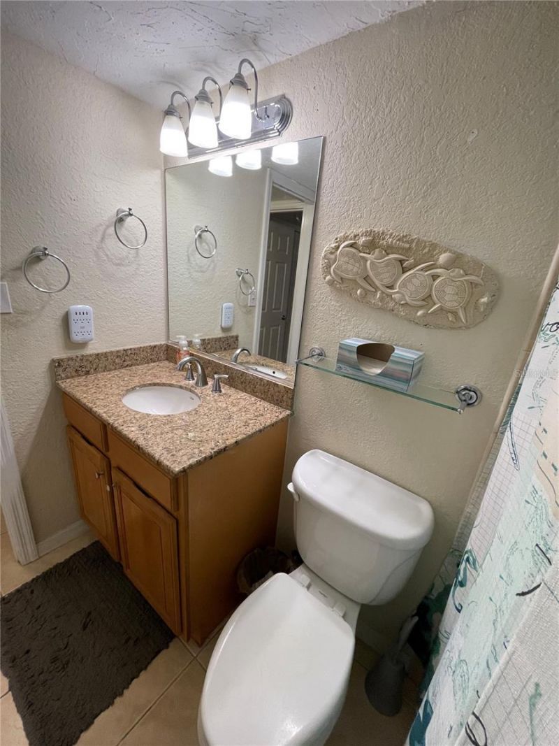 918 La Costa Circle, Unit 3, Sarasota, FL 34237 Photo