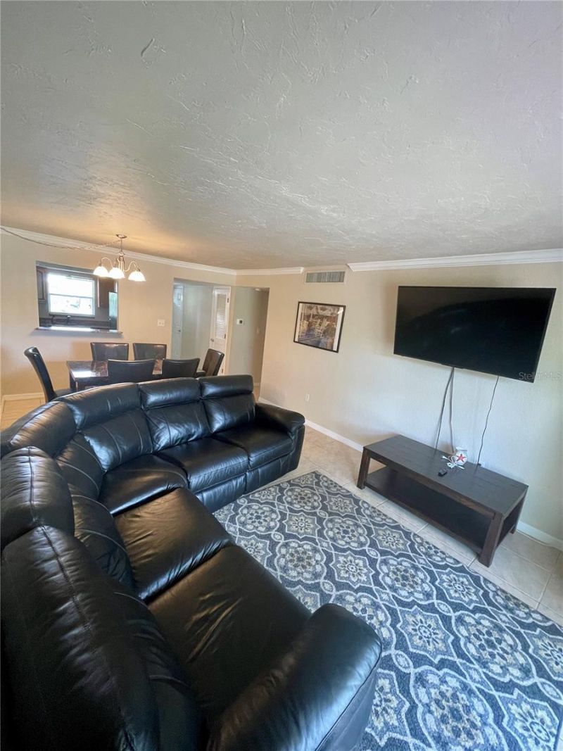 918 La Costa Circle, Unit 3, Sarasota, FL 34237 Photo
