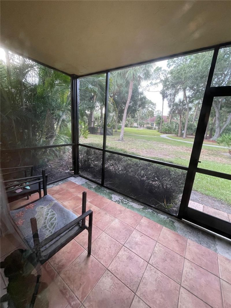 918 La Costa Circle, Unit 3, Sarasota, FL 34237 Photo