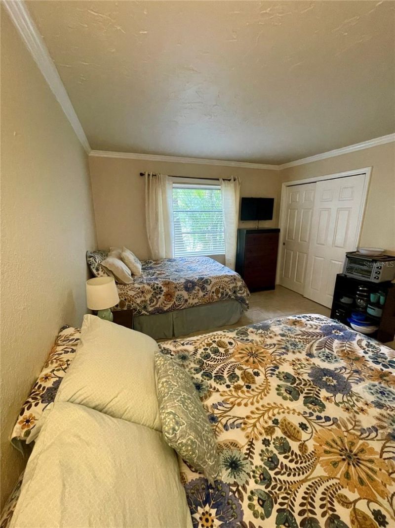 918 La Costa Circle, Unit 3, Sarasota, FL 34237 Photo